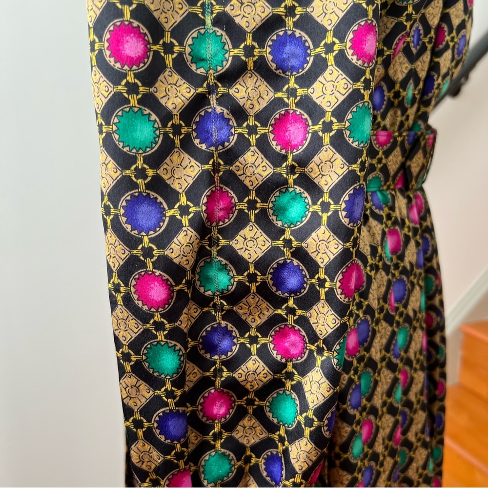 Vintage Pleated Medallion Print Jewel Tones Dress Size 8 - Picture 8 of 15